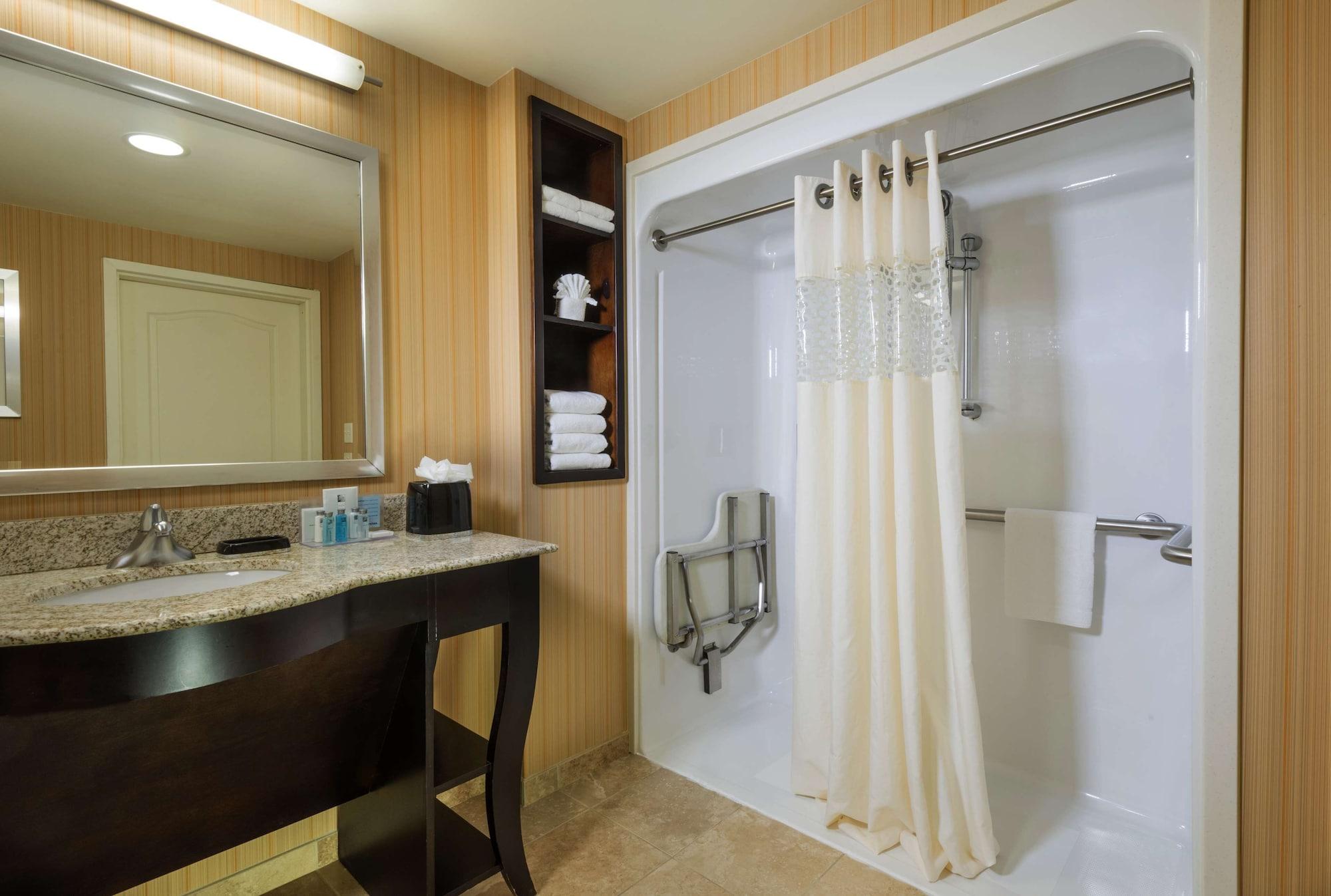 Hampton Inn & Suites Γιόνκερς Εξωτερικό φωτογραφία
