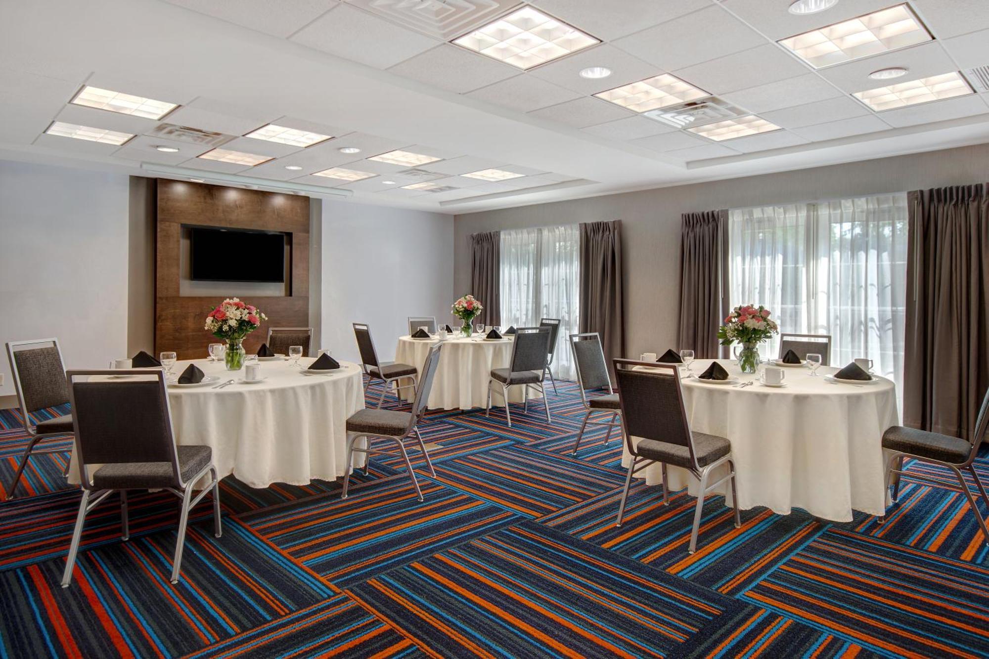 Hampton Inn & Suites Γιόνκερς Εξωτερικό φωτογραφία