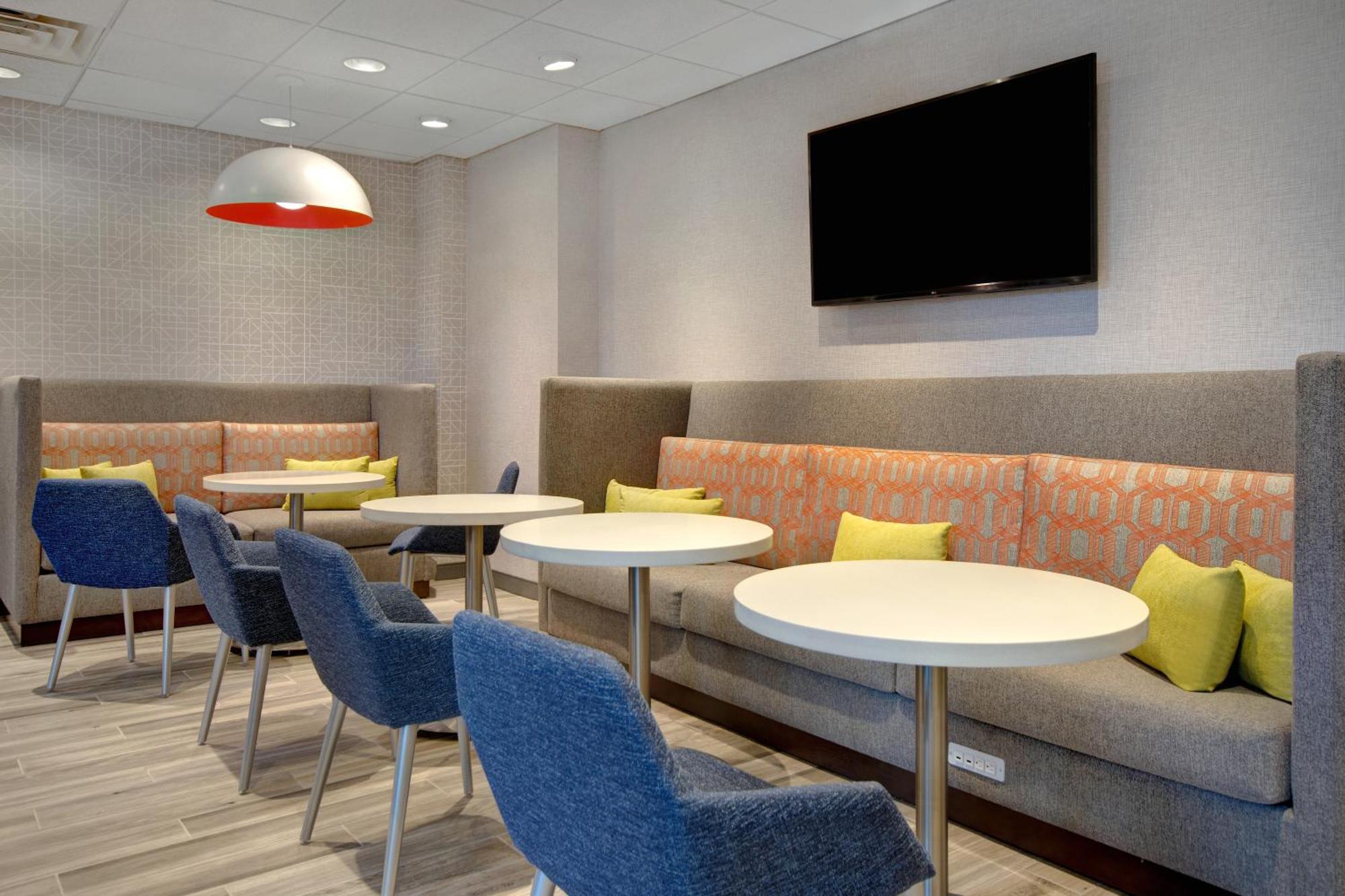 Hampton Inn & Suites Γιόνκερς Εξωτερικό φωτογραφία