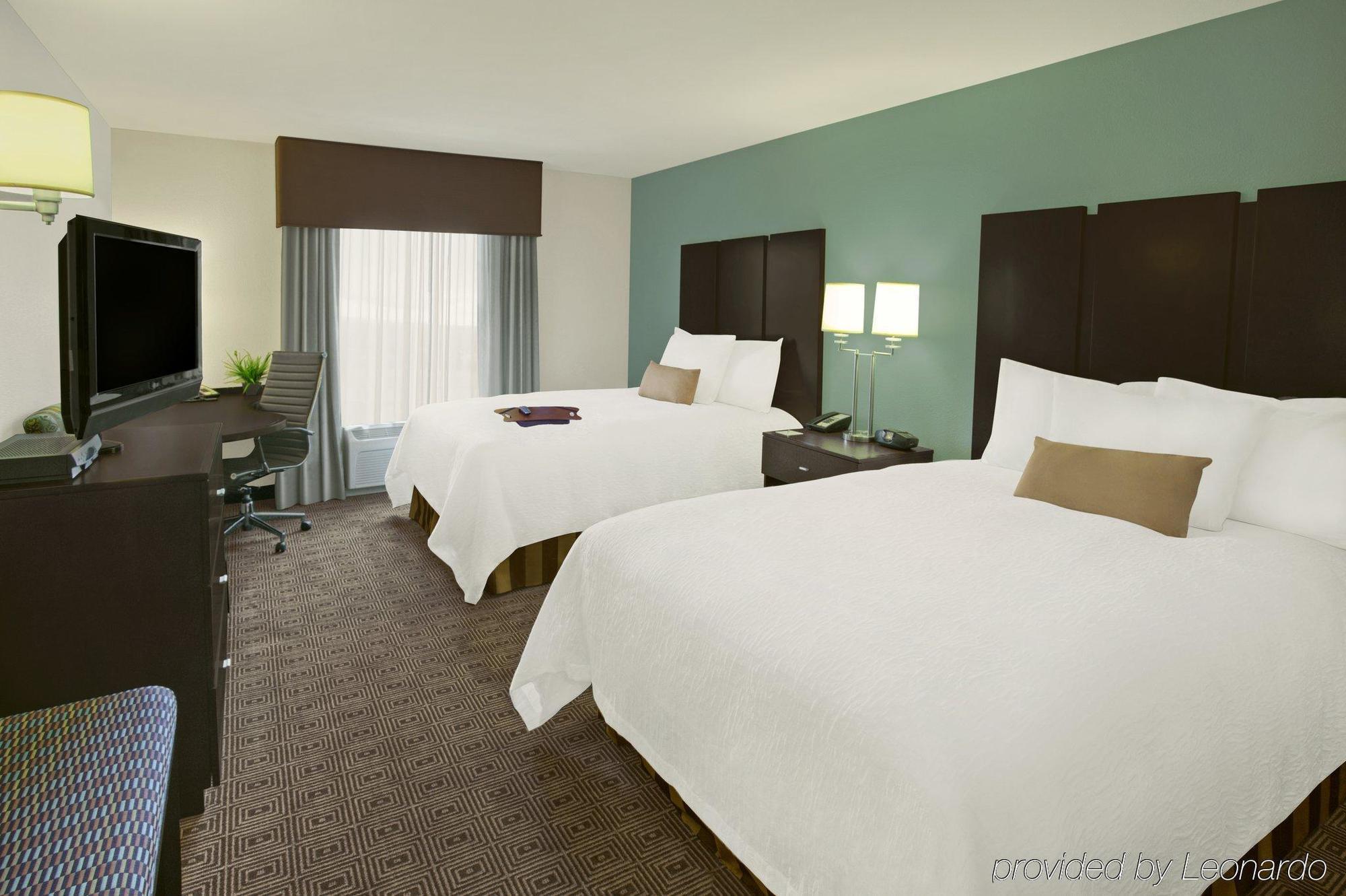 Hampton Inn & Suites Γιόνκερς Δωμάτιο φωτογραφία