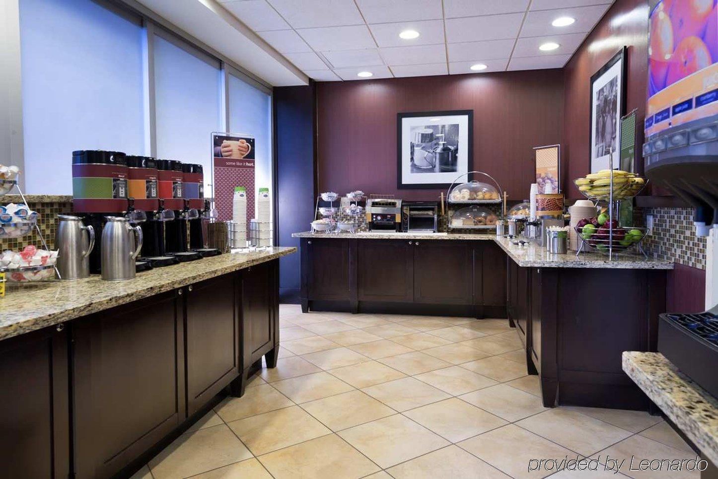 Hampton Inn & Suites Γιόνκερς Εξωτερικό φωτογραφία